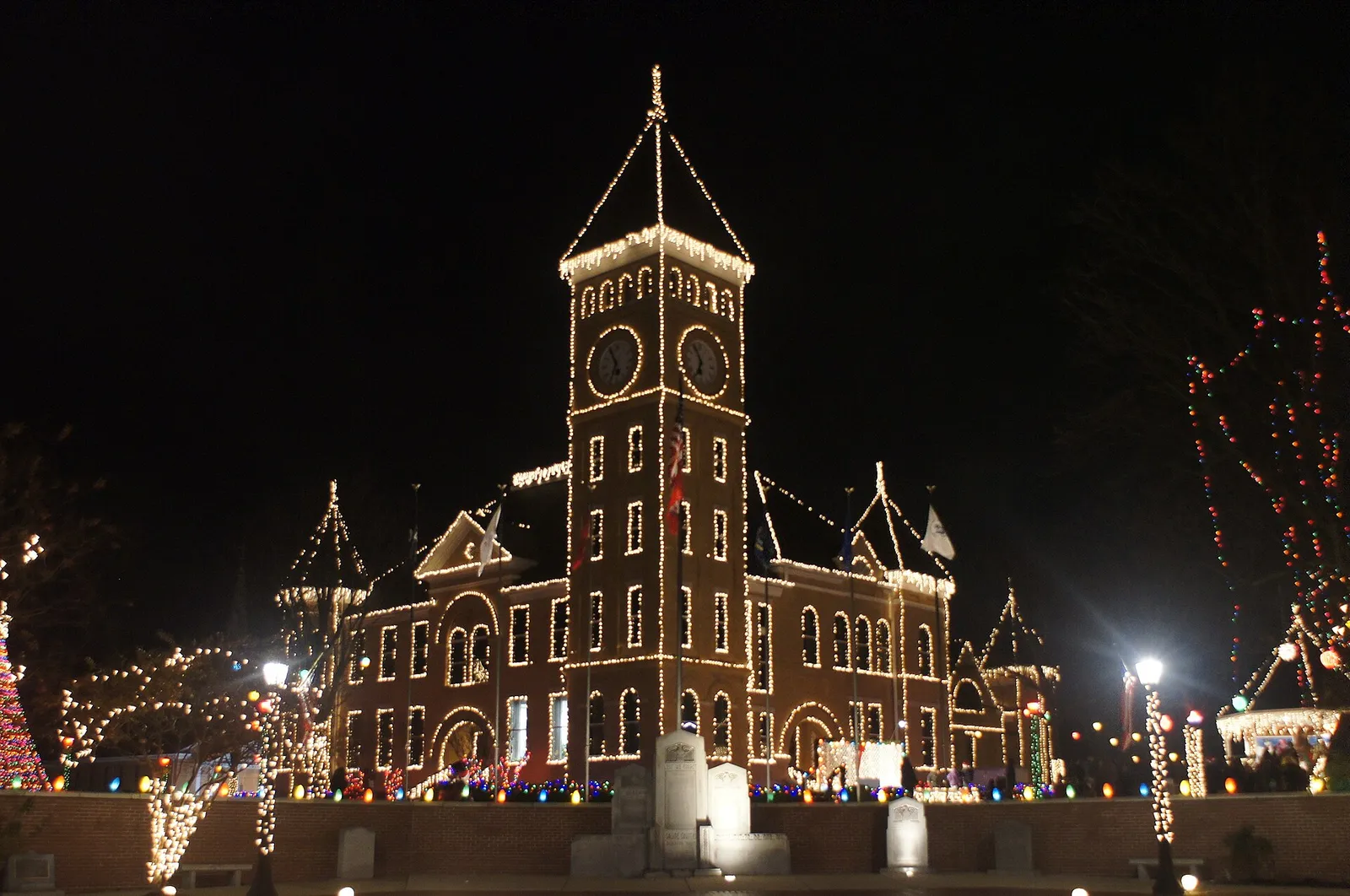 Saline County Courthouse in downtown Benton, Arkansas lit up at night